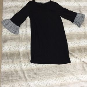 BLACK DRESS WITH PLAID BELL CUFF
